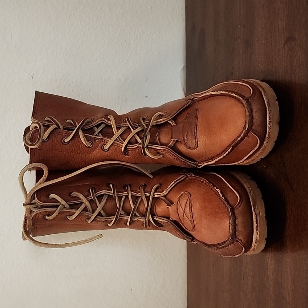 Vintage Vibram boots for Women